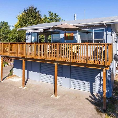 B, D & D Bed And Breakfast Lago Lago Taupo Exterior foto